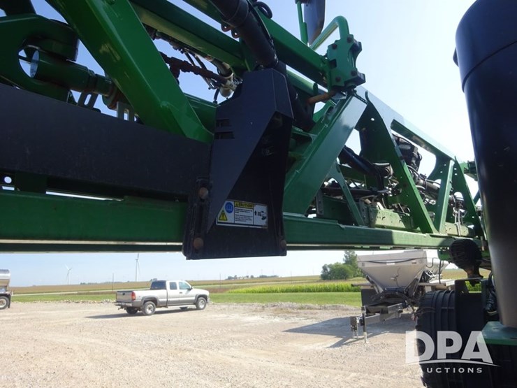 2021-john-deere-f4365-image-91