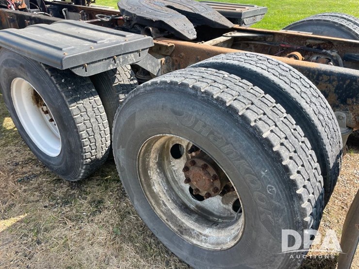 1995-kenworth-t800-image-14