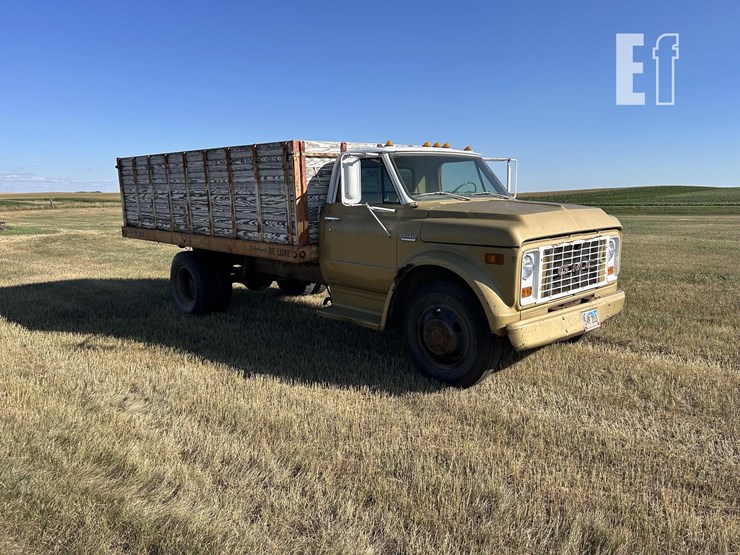 1970-gmc-5500-image-3