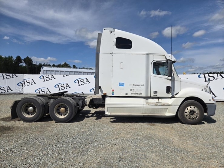 #5003-•-2009-freightliner-sleeper-cab-truck-tractor-image-6