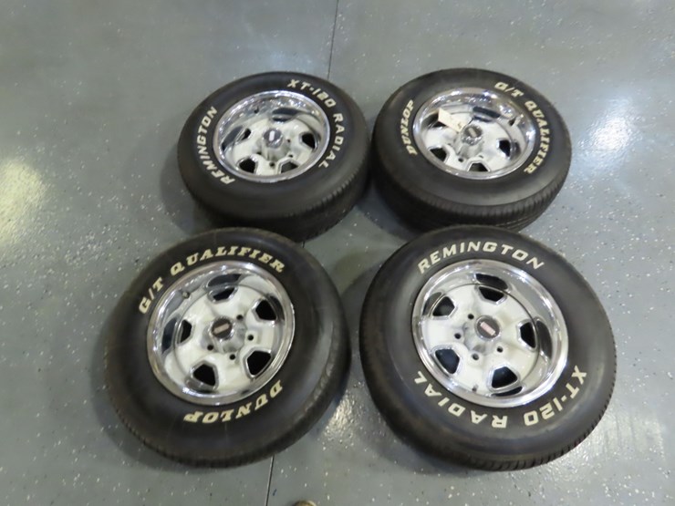 1970's-oldsmobile-rallye-rims-in-white-image-3