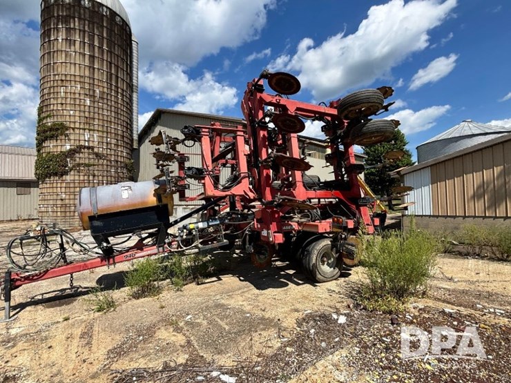 2011-case-ih-24-image-15