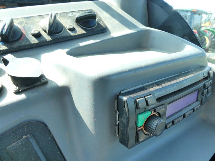 kubota-m6-111-image-17