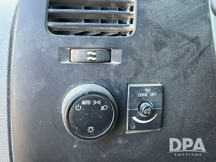 2012-gmc-3500hd-image-47
