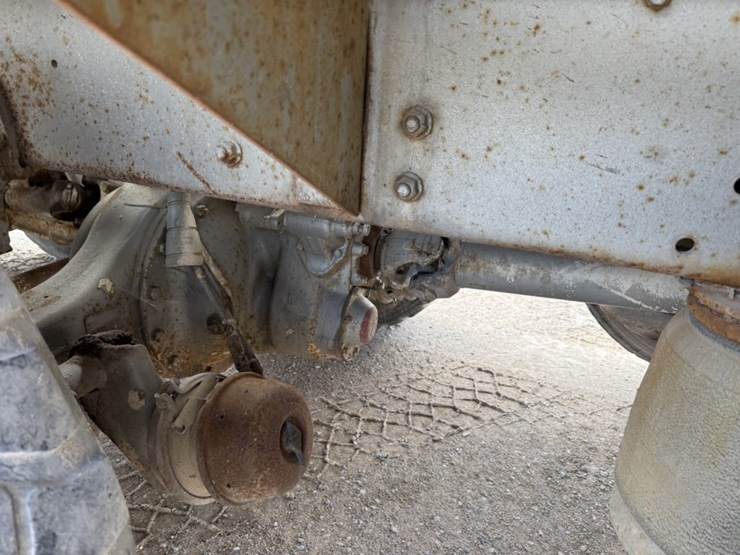 #1553-•-1991-oshkosh-mixer-truck-image-60