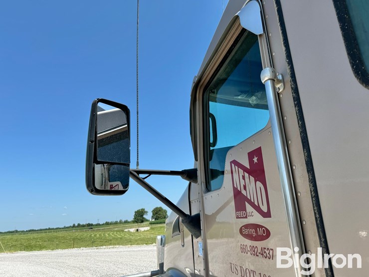 2013-kenworth-t660-image-20
