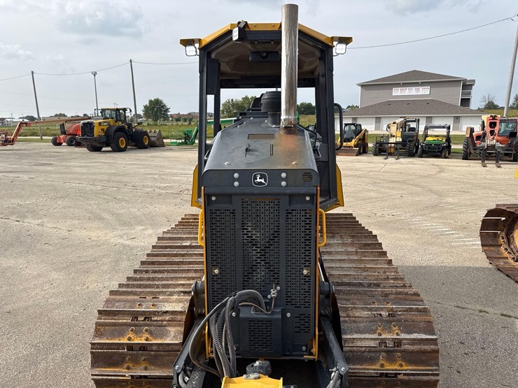 2021-deere-450-lgp-image-8
