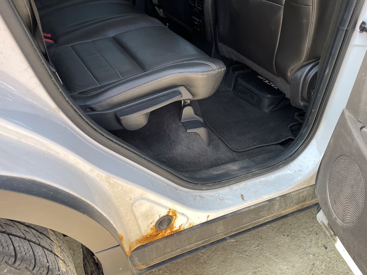 2014-ford-escape-image-43
