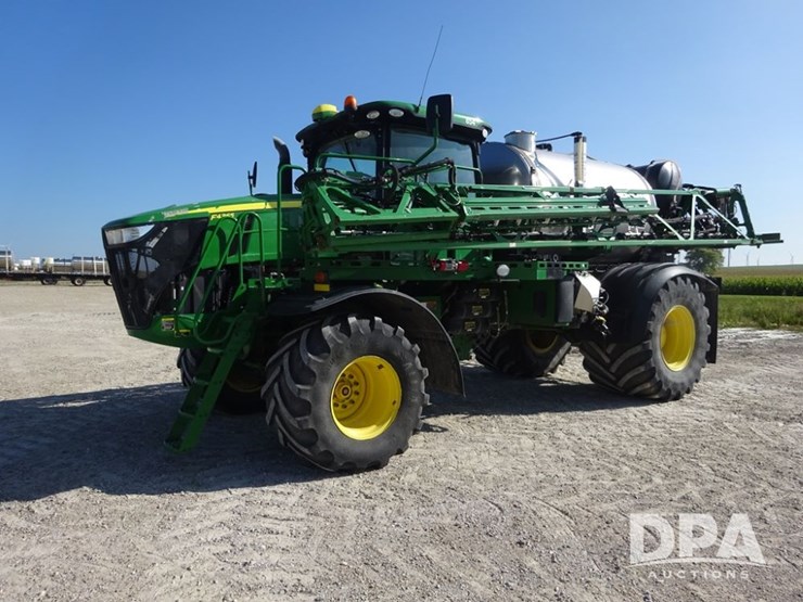 2020-john-deere-f4365-image-1