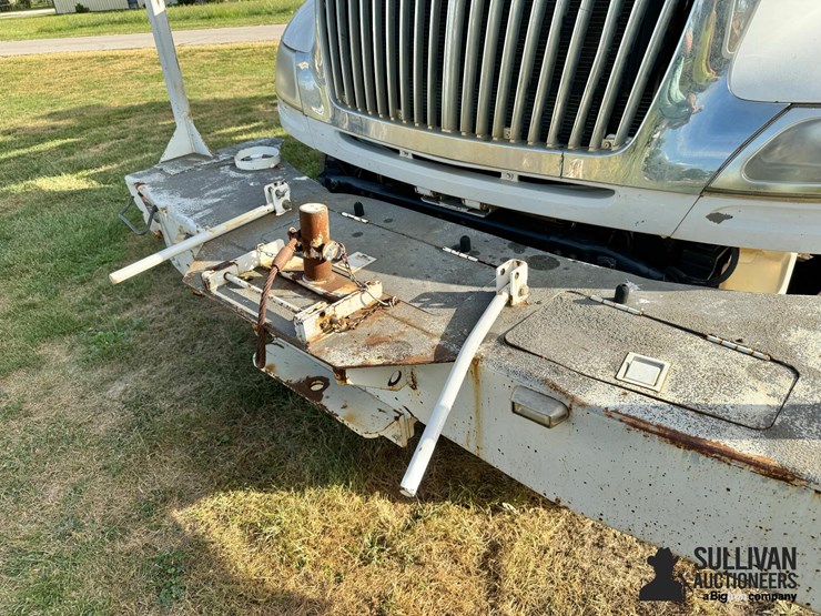 2012-international-durastar-4400-image-11