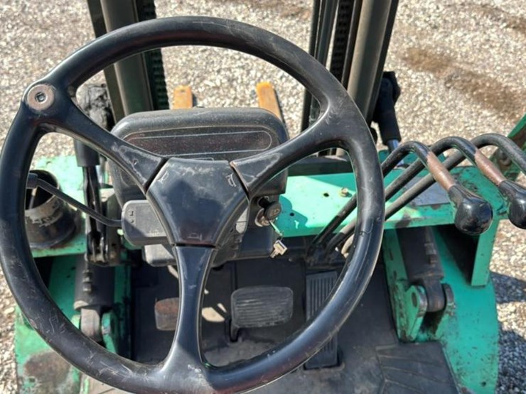 mitsubishi-fg25k-image-14