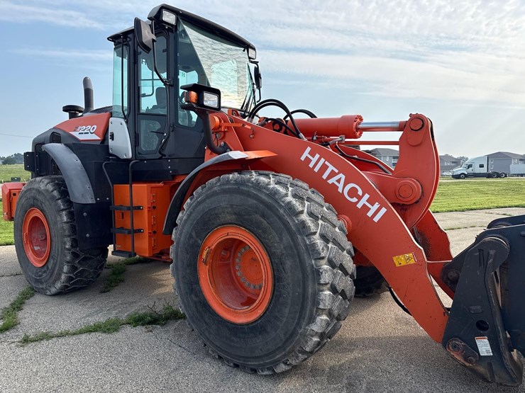 hitachi-zw220-6-image-7