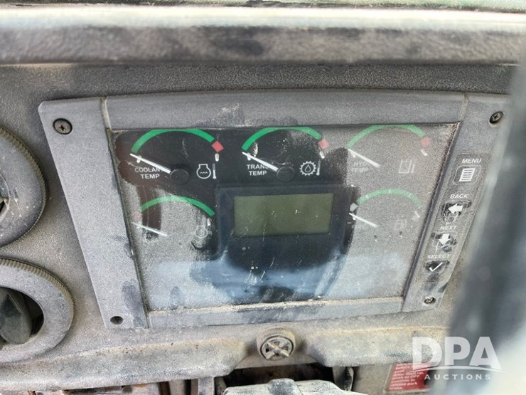 deere-444j-image-39