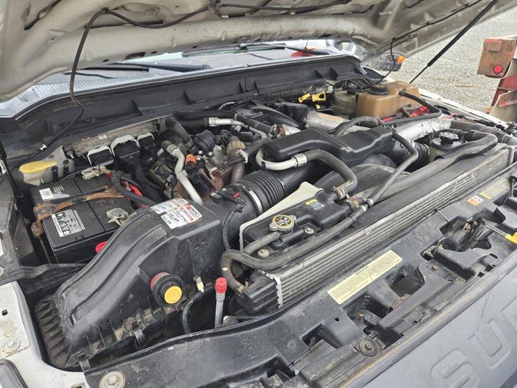 2011-ford-f550-image-45