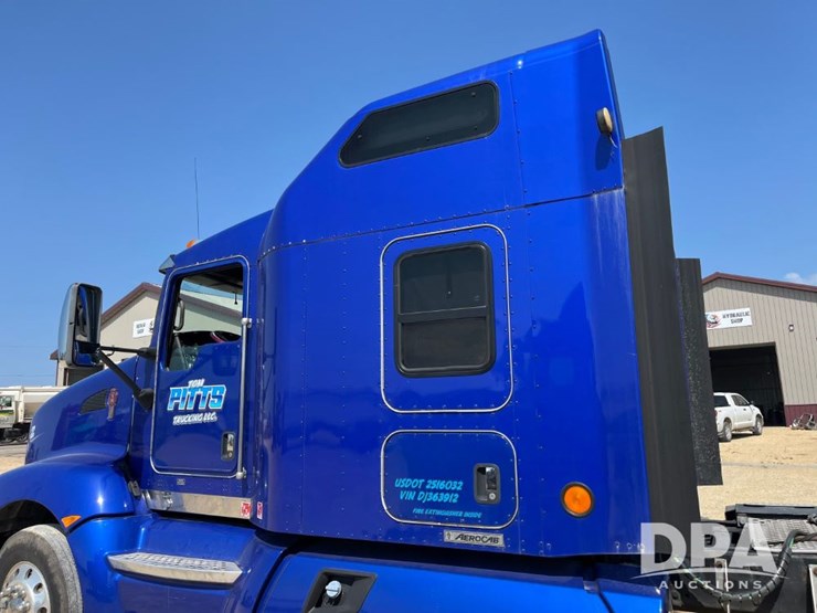 2013-kenworth-t660-image-51