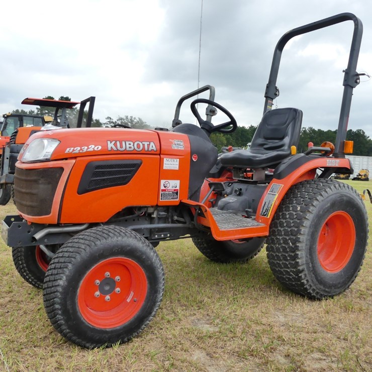 2014 KUBOTA B2320