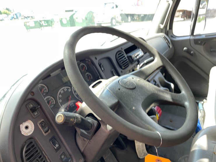 2004-caterpillar-c7-image-38