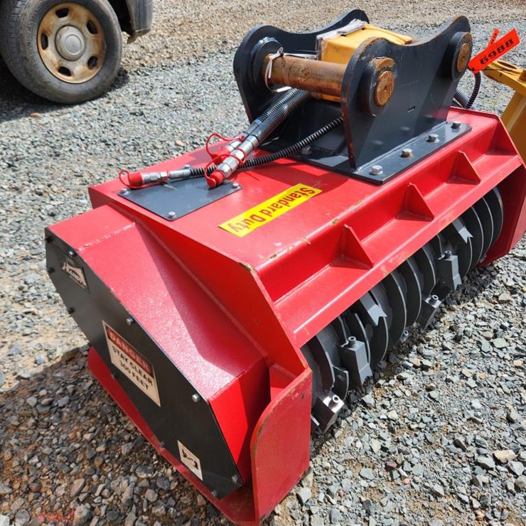CATERPILLAR 320
