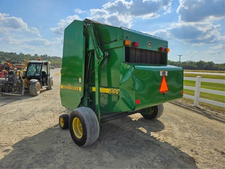 john-deere-566-image-3