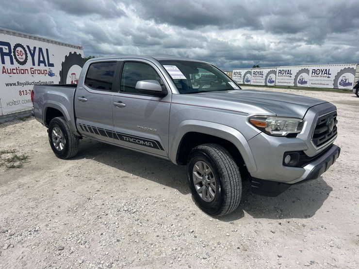 2018-toyota-tacoma-image-2