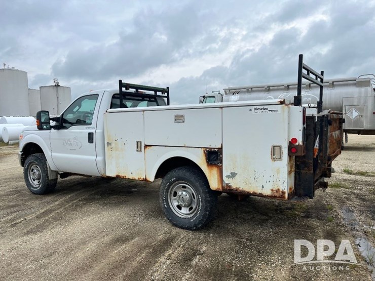 2012-ford-f350-image-13