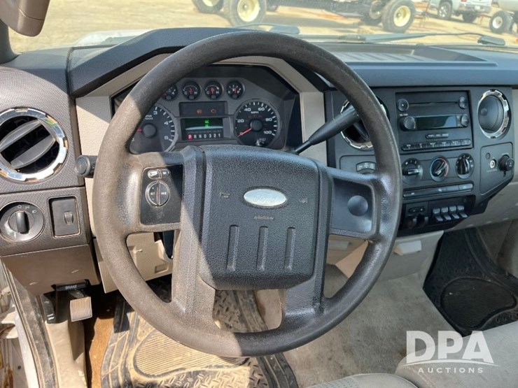 2008-ford-f350-xlt-image-48