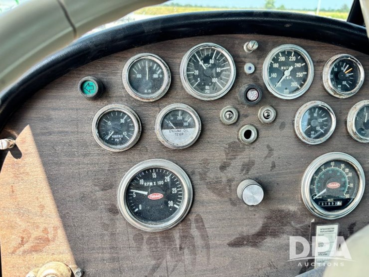 1986-peterbilt-359-image-87