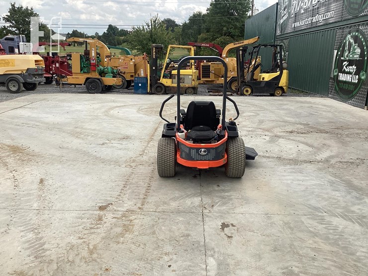 2018-kubota-z122e-image-4