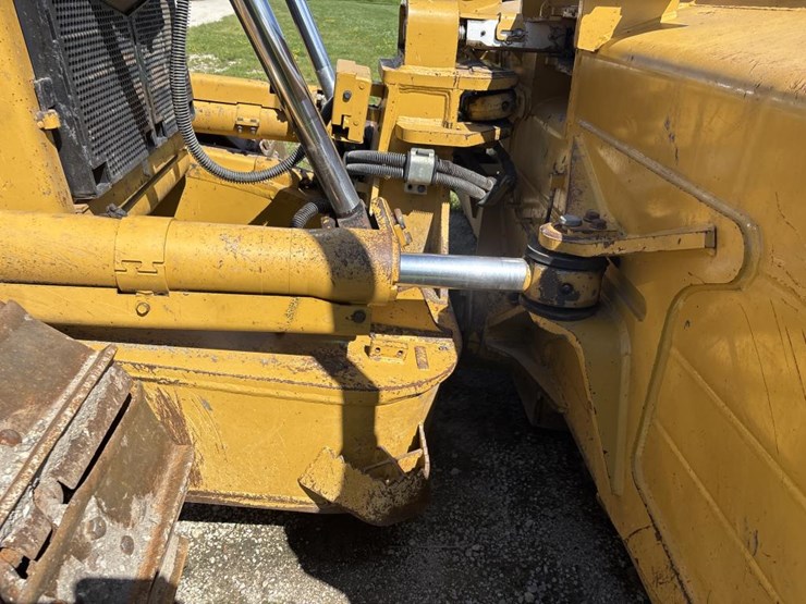2018-caterpillar-d6t-lgp-image-34