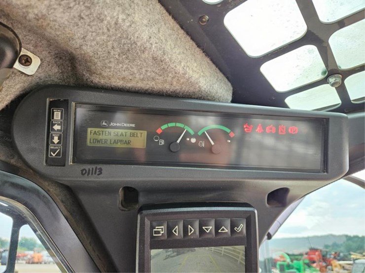 deere-331g-image-29