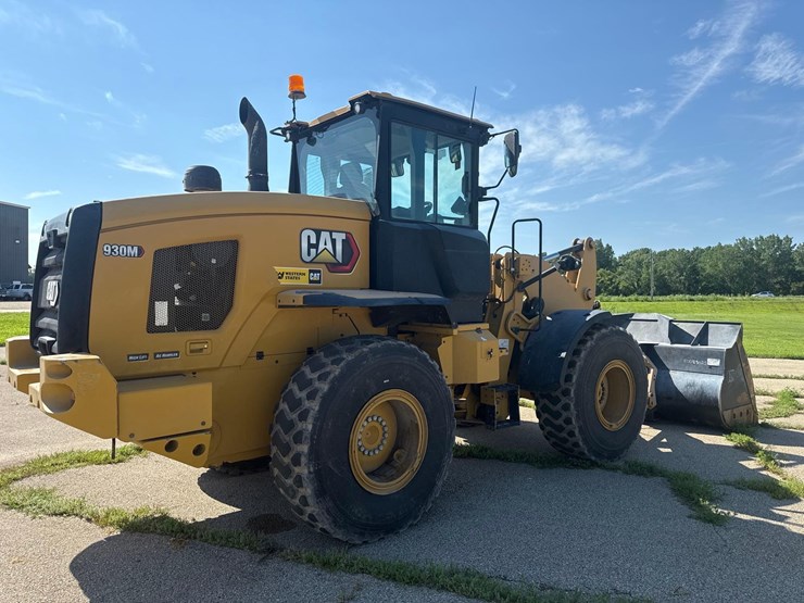 2023-caterpillar-930m-image-6