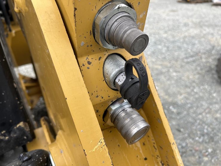 caterpillar-226d3-image-21
