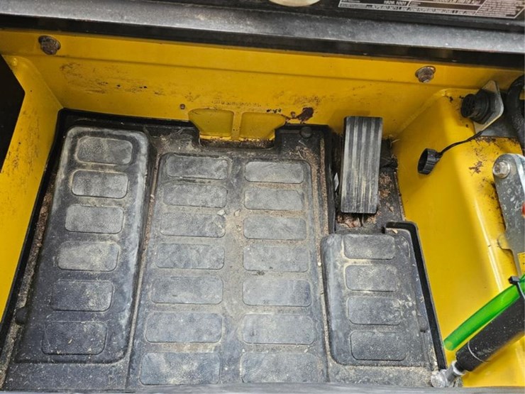 new-holland-l328-image-20