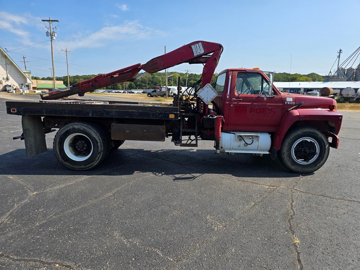 1990-ford-f800-image-27