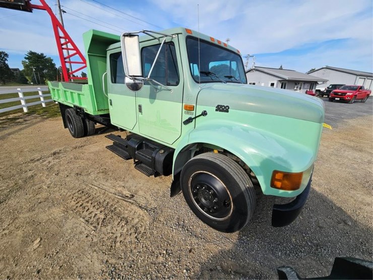 1994-international-4700-image-7