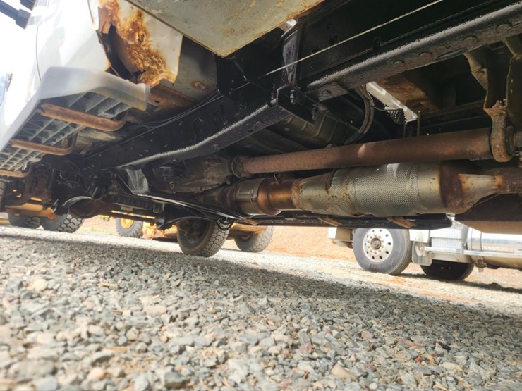 2011-ford-f550-image-69