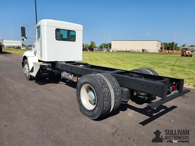 2014-kenworth-t270-image-7