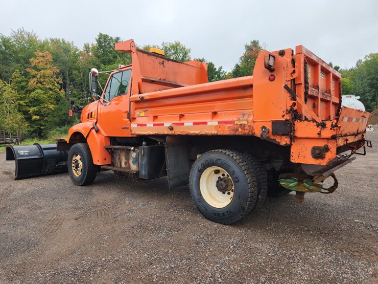 #1648-•-sterling-single-axle-patrol-truck-image-3