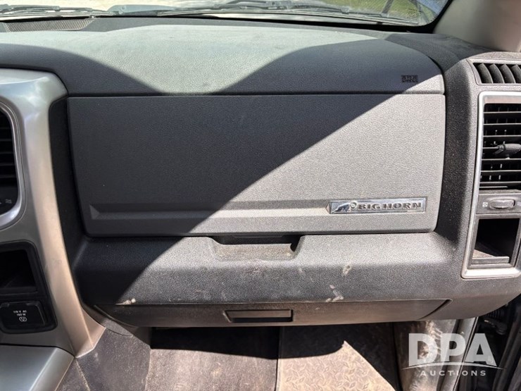2016-dodge-ram-1500-image-67