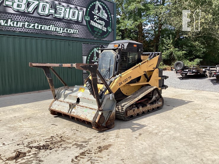 2009-supertrak-sk120tr-image-8