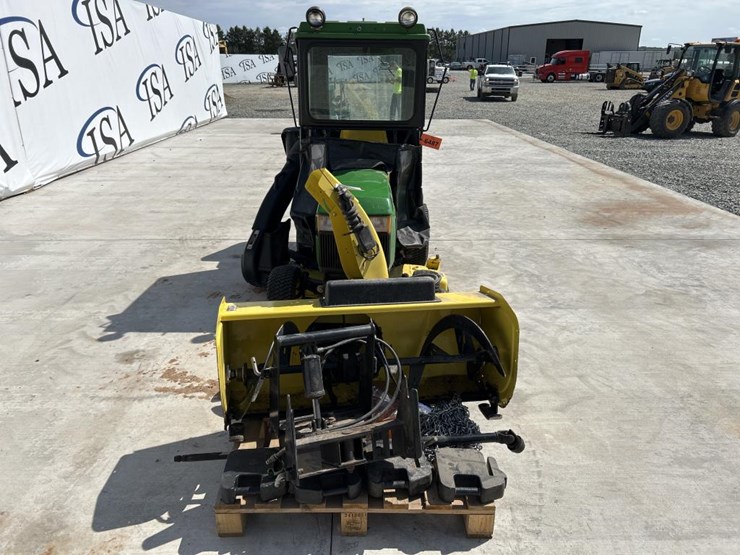 john-deere-425-image-8