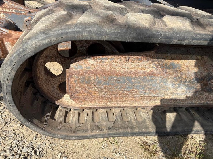 2019-takeuchi-tb290-image-15