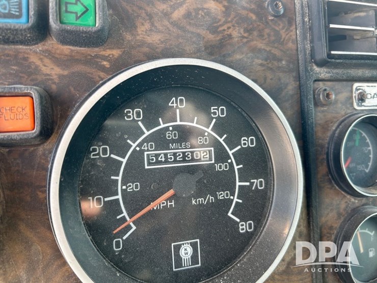 1995-kenworth-t600-image-40
