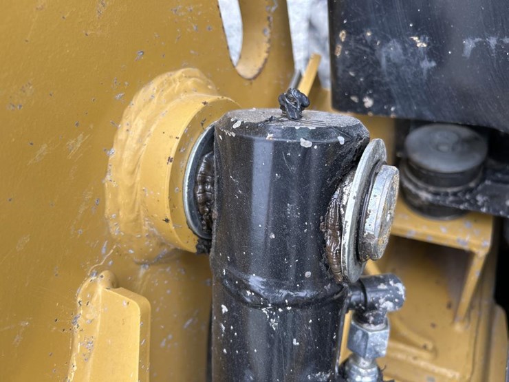caterpillar-226d3-image-20