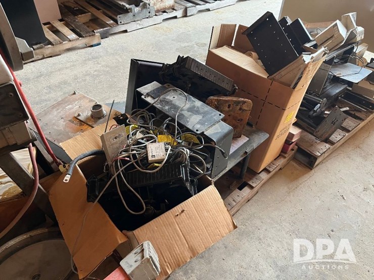 pallet-of-truck-stands-(jn2973)-image-2