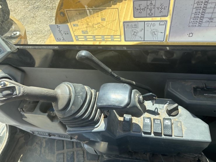2013-caterpillar-308e2-cr-image-45