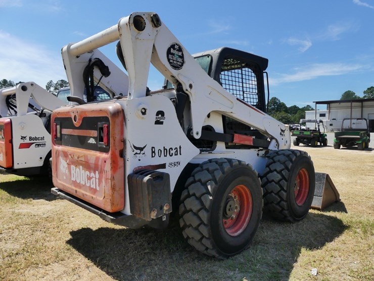2012-bobcat-s850-image-3