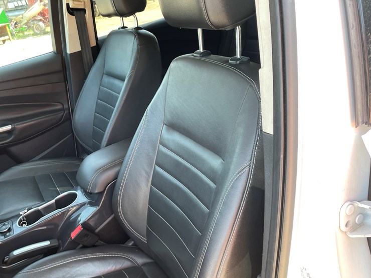 2014-ford-escape-image-58