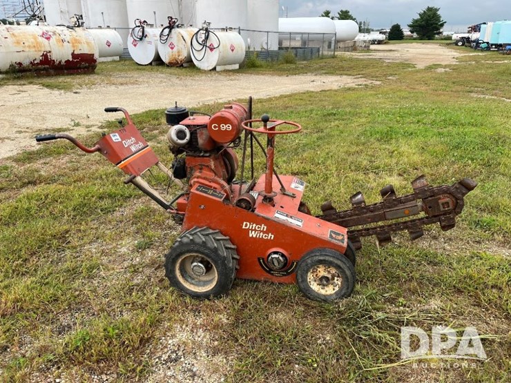 ditch-witch-c99-image-8