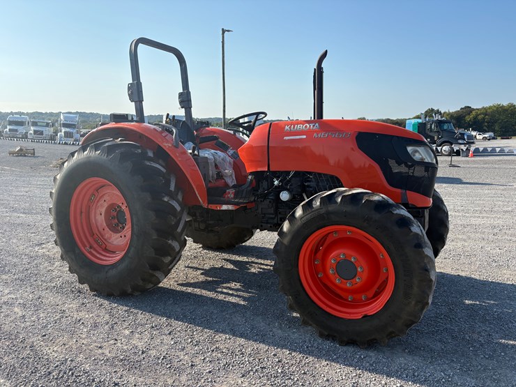 kubota-m8560d-image-3